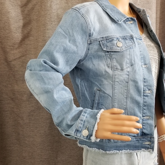 NINE WEST Frayed Edge Distressed Jean Jacket - Picture 6 of 8